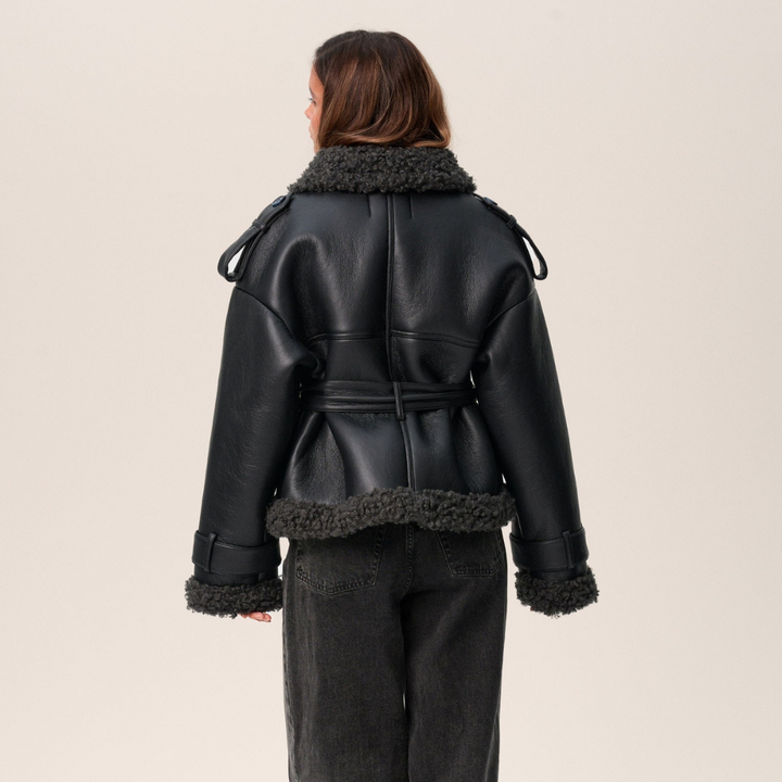 Eullie – Belted Shearling Coat with Timeless Elegance