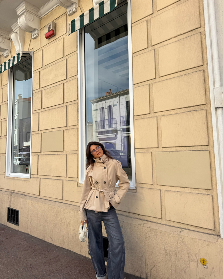 Alzea – Cropped Trench Coat with Belt