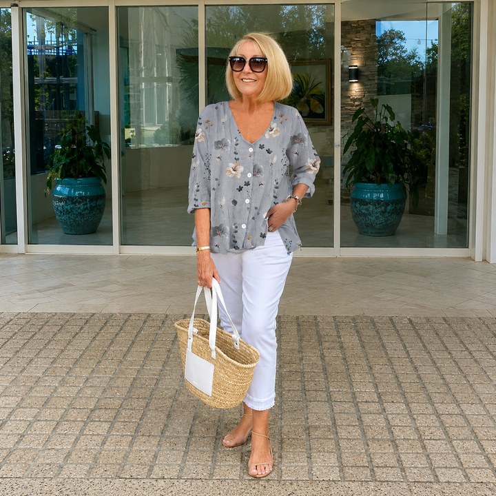 ALISA | ELEGANT FLORAL TUMMY-COVERAGE BLOUSE