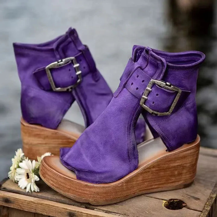 Marlyn - Women's open-toe wedge sandals with a retro-style buckle