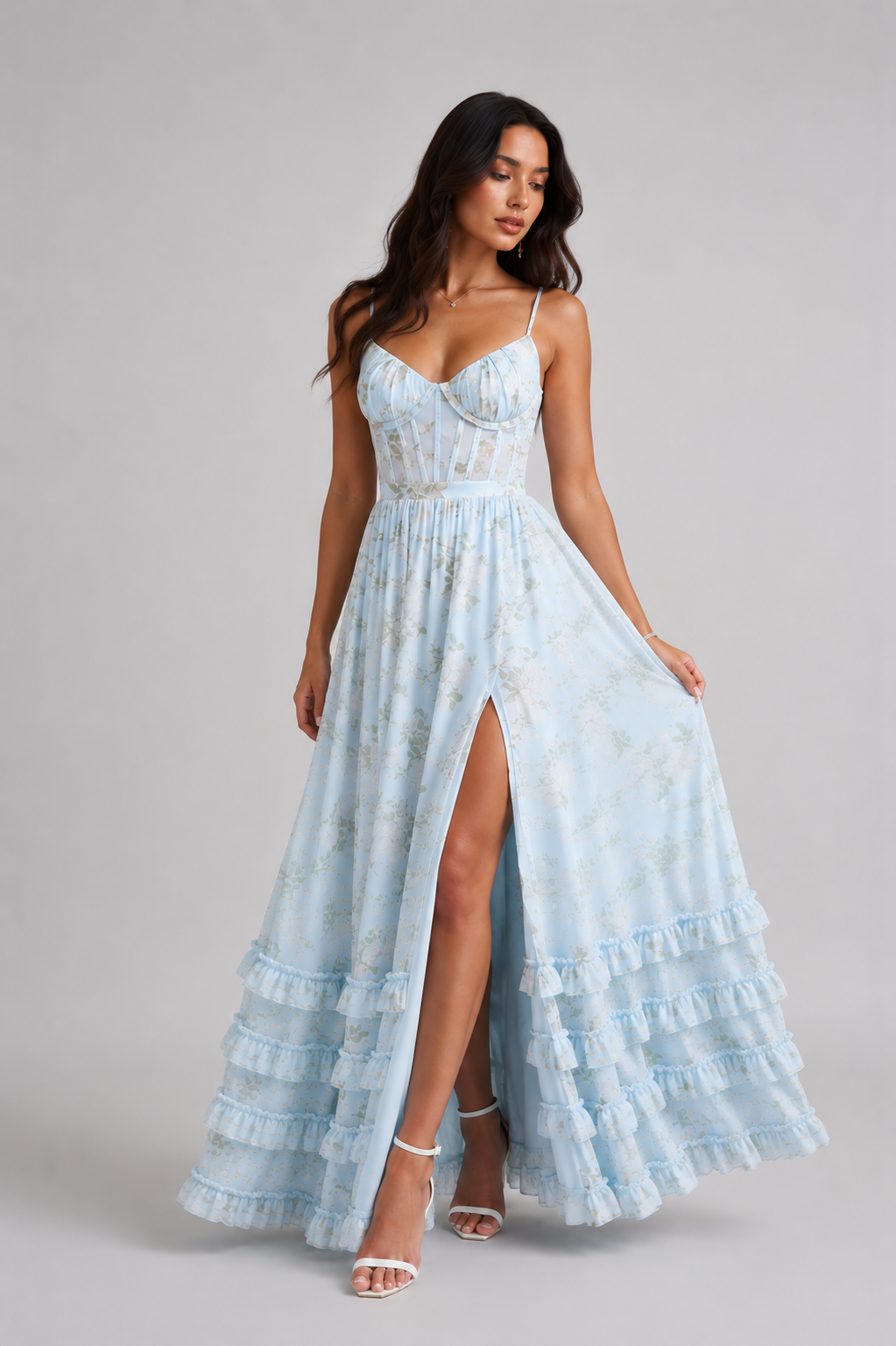 Savenora | Graceful Silhouette