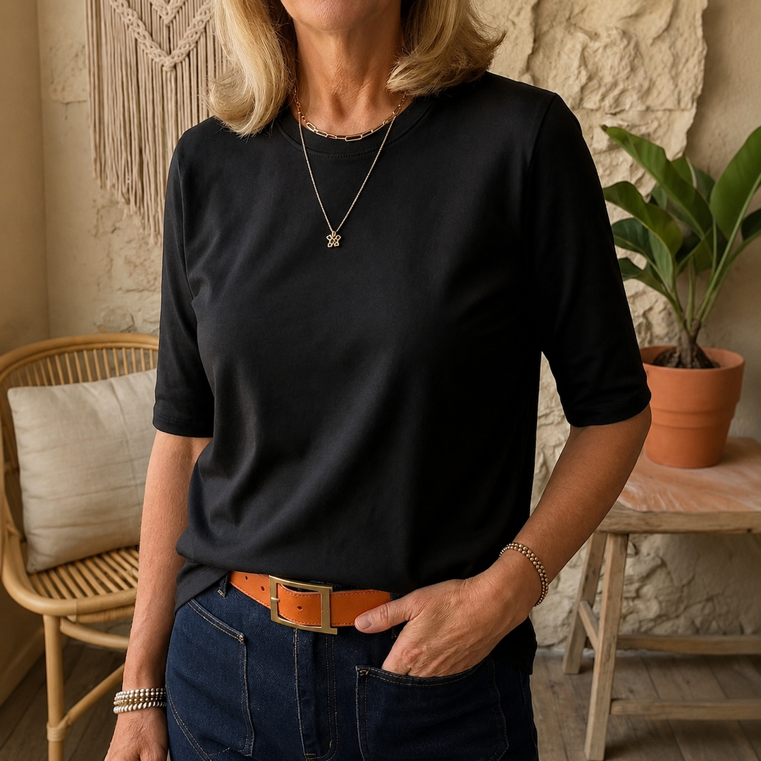 Hedvig – Casual Top with Half-Length Sleeves