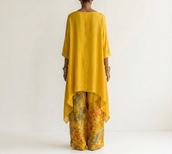Livia | Asymmetrical Set