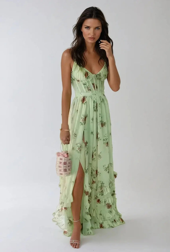 Savenora | Graceful Silhouette